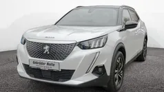 Weiss Gebraucht 2021 Peugeot e-2008 GT SUV | 18.990 € (Fairer Preis)