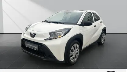 Super (pure) white ii Gebraucht 2022 Toyota Aygo X Touch SUV | 11.890 € (Fairer Preis)