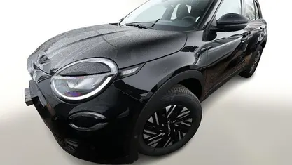 Cinema schwarz cinema schwarz Neu 2025 Fiat 600 SUV | 23.740 € (Guter Preis)
