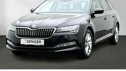 Gebraucht Skoda Superb Style 150 PS (110 kW) 2023 Schwarz Kombi