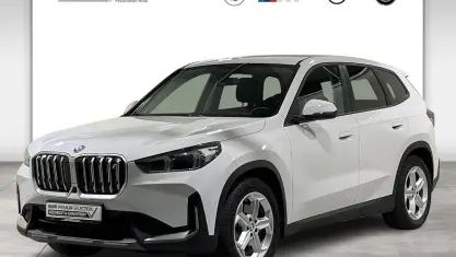 Gebraucht BMW iX1 Performance 230 kW (313 PS) 2023 Alpinweiß uni SUV