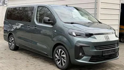 All terrain grün metallic Neu 2025 Fiat Ulysse Lounge Van / Kleinbus | 41.490 € (Guter Preis)