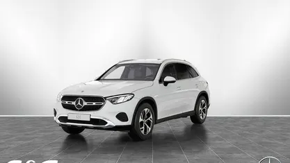 Gebraucht Mercedes GLC220 Avantgarde 197 PS (144 kW) 2023 Unilack polarweiß SUV