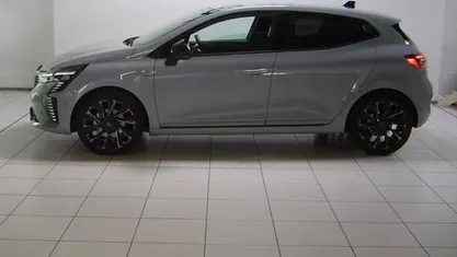 Second-hand Renault Clio V Esprit Alpine 143 CP (105 kW) 2024 Gri Berlinǎ