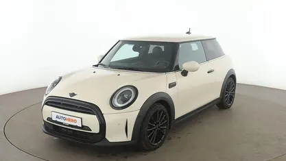 Beige Gebraucht 2021 Mini ONE Classic Kleinwagen | 17.520 € (Fairer Preis)