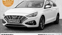 Gebraucht 2023 Hyundai i30 Trend Kombi | 19.490 € (Fairer Preis)