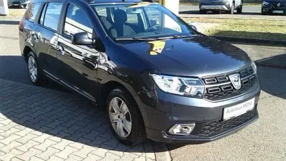 Gebraucht Dacia Logan MCV Comfort 73 PS (53 kW) 2019 Grau schwarz Kombi