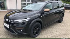 Gebraucht 2025 Dacia Jogger Extreme Van / Kleinbus | 22.980 € (Fairer Preis)