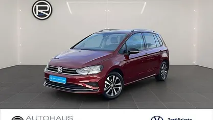 Cranberry red metallic Gebraucht 2019 VW Golf Sportsvan IQ Drive Van / Kleinbus | 19.480 € (Fairer Preis)