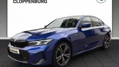 Blau Gebraucht 2024 BMW 320 M Sport Limousine | 43.500 € (Guter Preis)