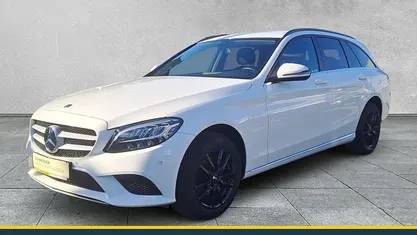 Weiß Gebraucht 2019 Mercedes C180 Kombi | 19.790 € (Guter Preis)