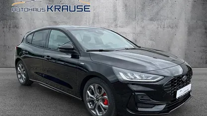 Neu Ford Focus ST-Line 125 PS (91 kW) 2026 Schwarz Limousine