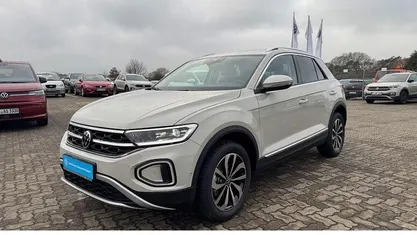 Grau Neu 2025 VW T-Roc Style SUV | 32.989 € (Superpreis)