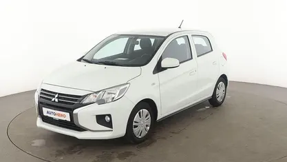 Weiß Gebraucht 2023 Mitsubishi Space Star Limousine | 10.600 € (Guter Preis)