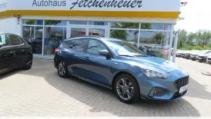 Gebraucht Ford Focus ST-Line 125 PS (91 kW) 2022 Blau Kombi