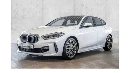 Gebraucht BMW 118 M Sport 136 PS (100 kW) 2021 Weiß Kleinwagen
