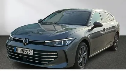 Second-hand VW Passat Business 265 CP (194 kW) 2025 Gri Break