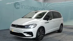 Weiß Gebraucht 2024 VW Touran Pro Van / Kleinbus | 38.248 € (Fairer Preis)