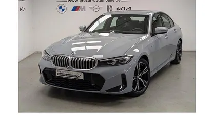 Begagnad BMW 318 M Sport 150 HK (110 kW) 2025 Grå Sedan
