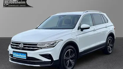 Gebraucht VW Tiguan Elegance 150 PS (110 kW) 2022 Weiß SUV