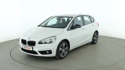 Gebraucht BMW 220 Active Tourer Basis 190 PS (139 kW) 2015 Weiß Van / Kleinbus