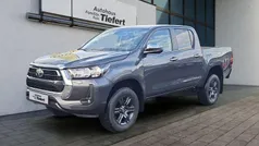 Grau Gebraucht 2024 Toyota HiLux Comfort Abholung | 47.980 € (Fairer Preis)