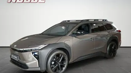 Neu Toyota bZ4X Lounge 280 kW (381 PS) 2026 Brilliant bronze metallic SUV