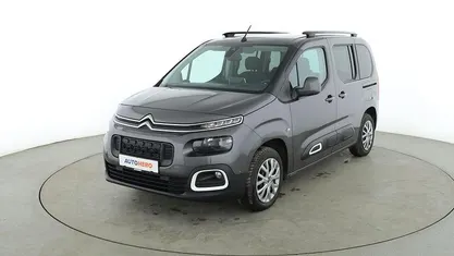 Grau Gebraucht 2019 Citroën Berlingo Shine Van / Kleinbus | 16.950 € (Guter Preis)