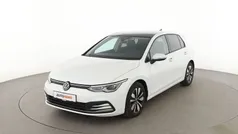 Weiß Gebraucht 2023 VW Golf VIII Move Limousine | 29.530 € (Etwas zu teuer)