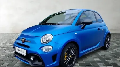 Używany Abarth 595 Competizione 179 KM (131 kW) 2021 Niebieski