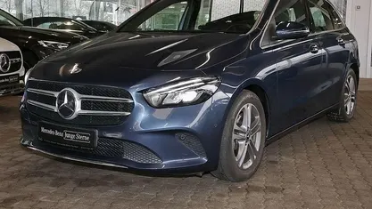 Gebraucht Mercedes B200 Progressive 163 PS (119 kW) 2020 Van / Kleinbus