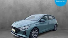 Mangrove green Neu 2025 Hyundai i20 Trend Kleinwagen | 21.440 € (Fairer Preis)
