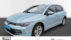 Gebraucht 2025 VW Golf VIII Life Limousine | 29.189 € (Fairer Preis)