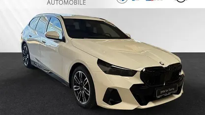 Gebraucht 2025 BMW 520 M Sport Kombi | 63.790 € (Fairer Preis)