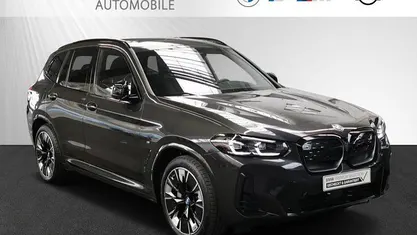 Sophistograu brillanteffekt Gebraucht 2023 BMW iX3 Impressive SUV | 43.990 € (Guter Preis)