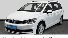 Weiss Gebraucht 2021 VW Touran Comfortline Van / Kleinbus | 23.900 € (Guter Preis)