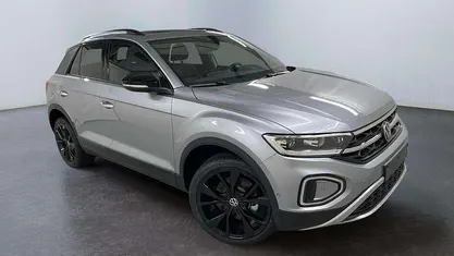 Gebraucht 2025 VW T-Roc Black Edition SUV | 32.232 € (Guter Preis)