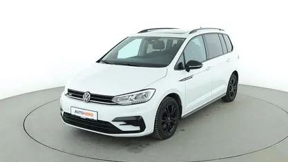 Gebraucht VW Touran Highline 150 PS (110 kW) 2021 Weiß Van / Kleinbus