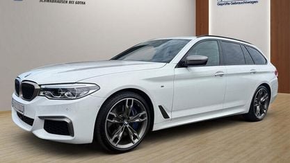 Używany BMW M550 Shadowline 400 KM (294 kW) 2018 Biały Sedan/Limuzyna