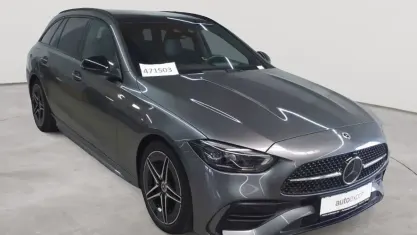 Gebraucht Mercedes C200 AMG line 163 PS (119 kW) 2023 Selenitgrau metallic Kombi