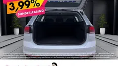 Weiss Gebraucht 2023 VW Passat Business Kombi | 22.443 € (Fairer Preis)