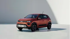 Grün Gebraucht 2024 Dacia Spring Expression Kleinwagen | 15.490 € (Superpreis)