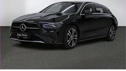 Gebraucht 2024 Mercedes CLA180 Shooting Brake Kombi | 28.970 € (Guter Preis)