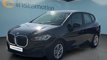 Gebraucht BMW 218 Active Tourer 150 PS (110 kW) 2023 Schwarz Van / Kleinbus