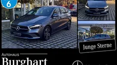 Lack mountaingrau Gebraucht 2024 Mercedes B200 Progressive Van / Kleinbus | 32.900 € (Fairer Preis)