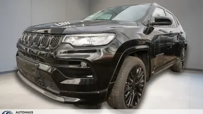 Gebraucht Jeep Compass Altitude 131 PS (96 kW) 2023 Schwarz SUV