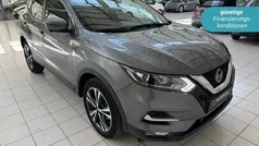 Grau Gebraucht 2020 Nissan Qashqai Zama SUV | 18.590 € (Guter Preis)