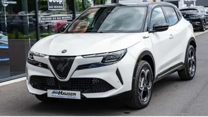 Nouvelle Alfa Romeo Junior Edizione Speciale 145 ch (106 kW) 2026 Blanc SUV