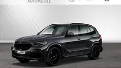 Arktikgrau brillanteffekt Gebraucht 2022 BMW X5 M Sport SUV | 60.790 € (Fairer Preis)