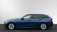 Blau Gebraucht 2021 BMW 320 Advantage Kombi | 22.498 € (Fairer Preis)